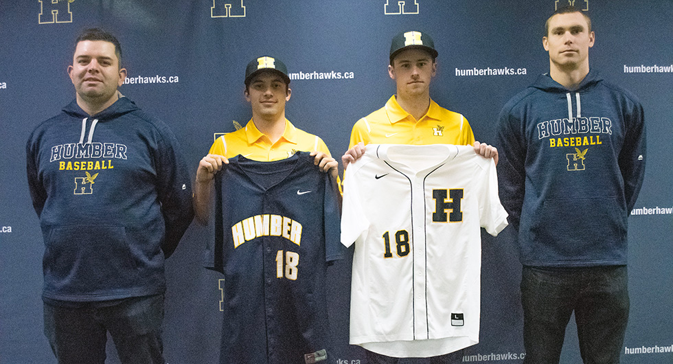 FERREIRA INTRODUCES HAWKS 2018 MEN&rsquo;S BASEBALL STAFF