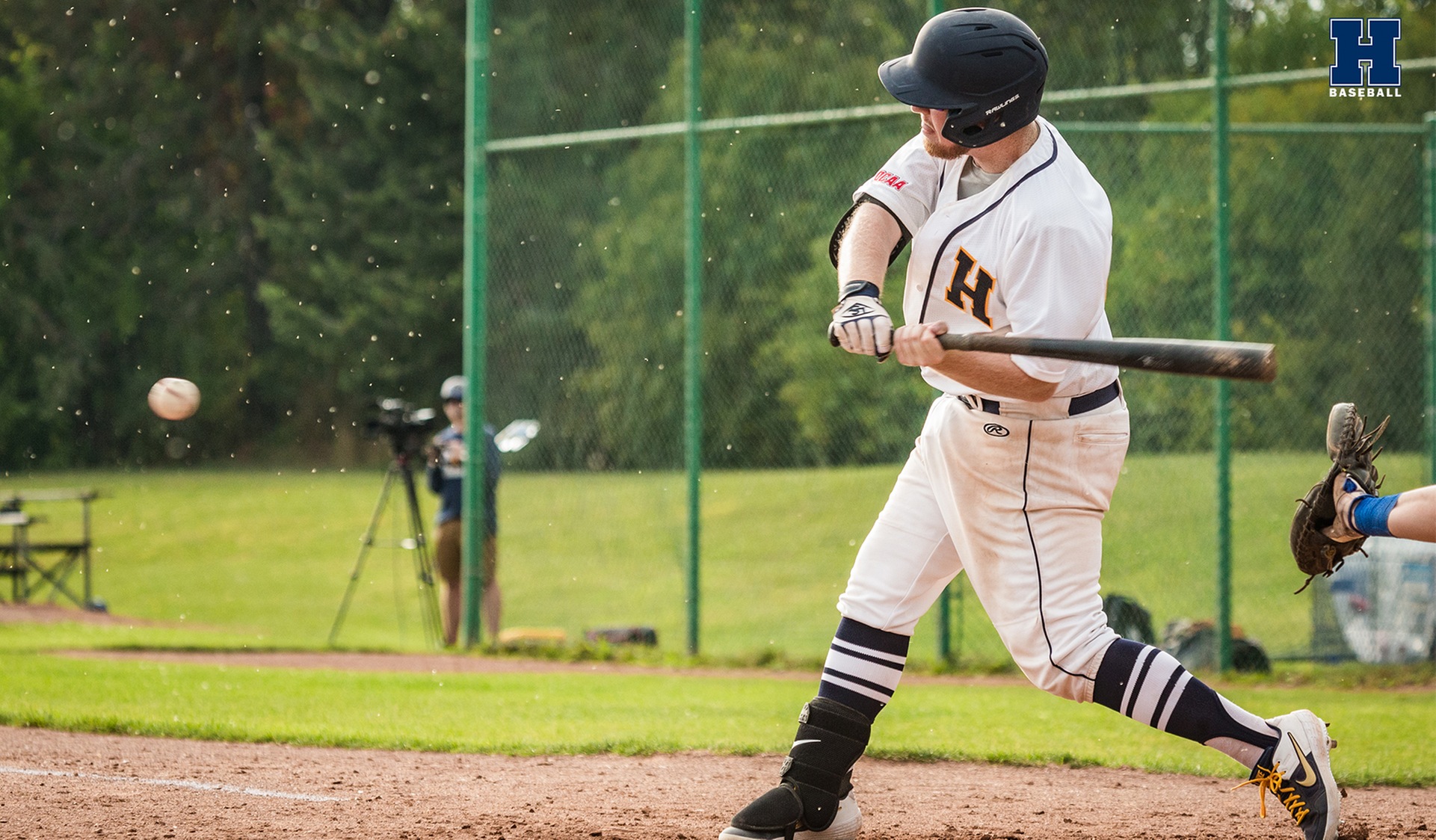 Baseball Rallies to Defeat Lambton on the Road