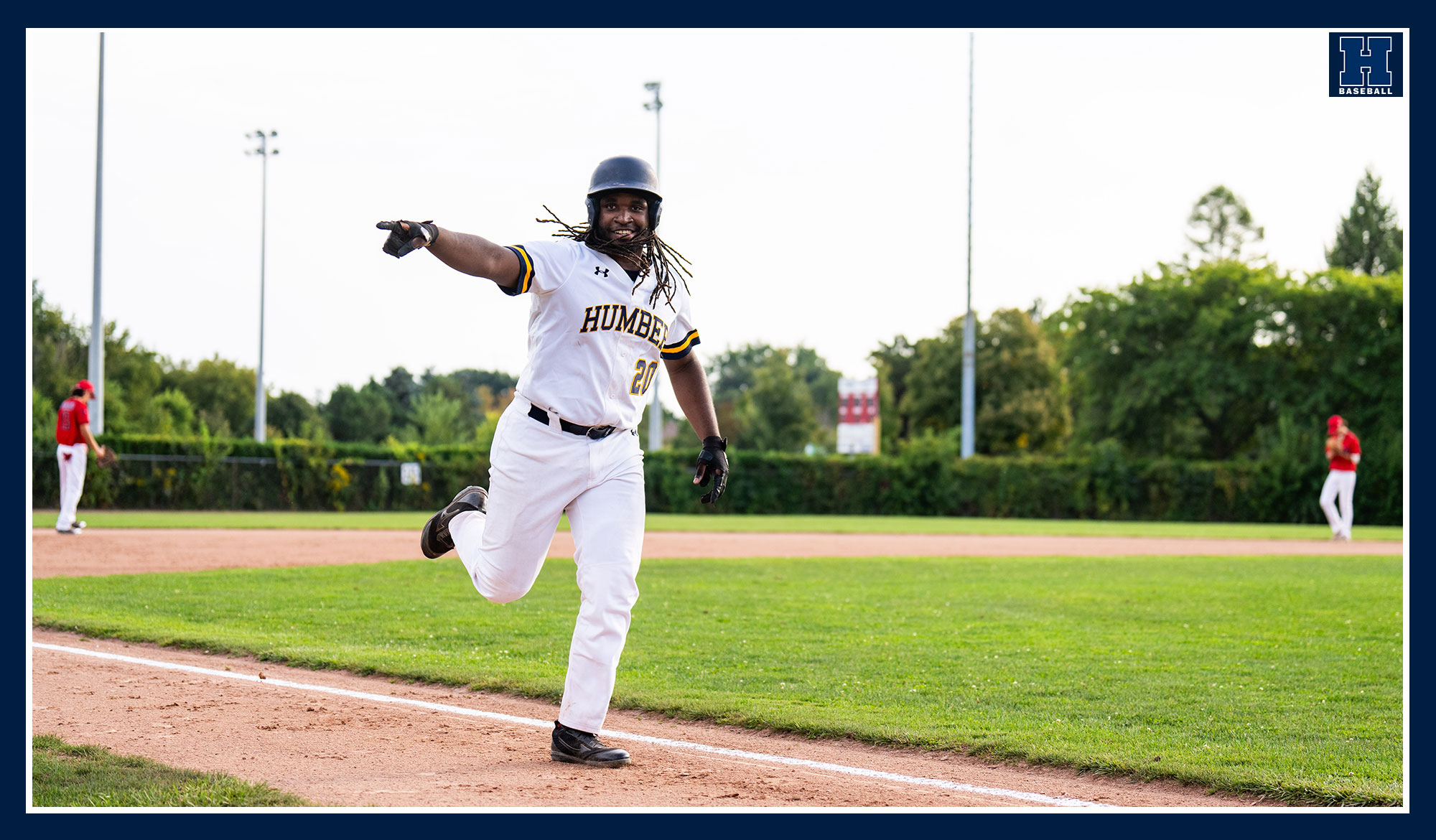 Baseball splits with Fanshawe