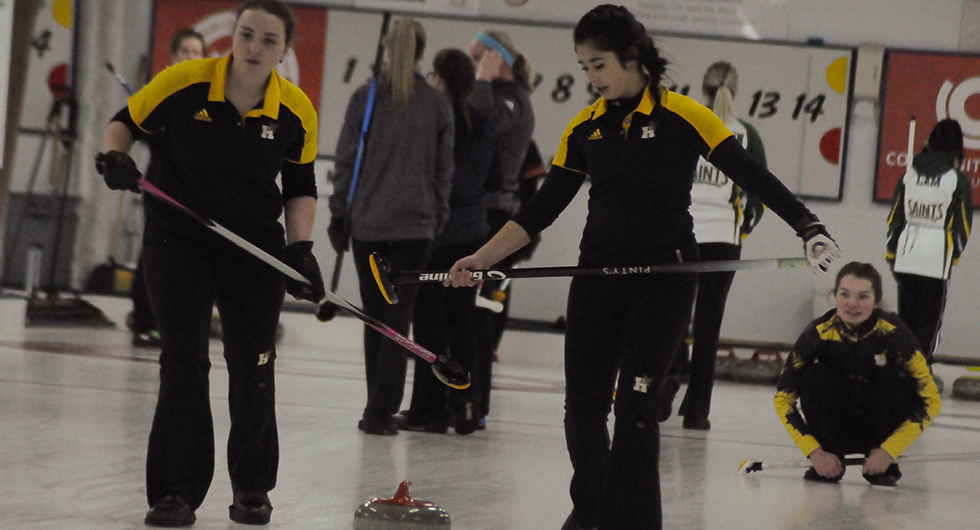 HAWKS WOMEN HAVE PERFECT DAY AND MOVE CLOSER TO PLAYOFF