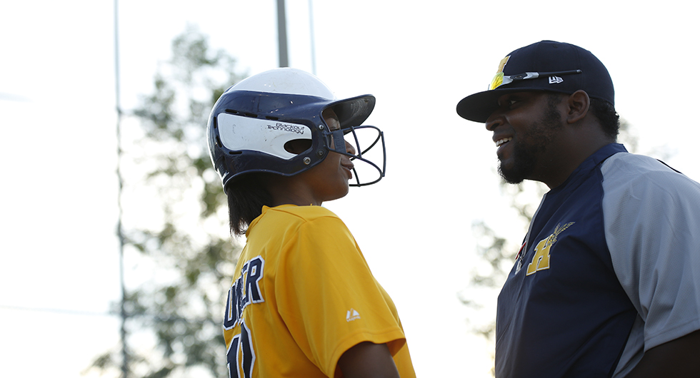 BOWLES NAMED HEAD COACH OF HAWKS WOMEN&rsquo;S SOFTBALL SQUAD