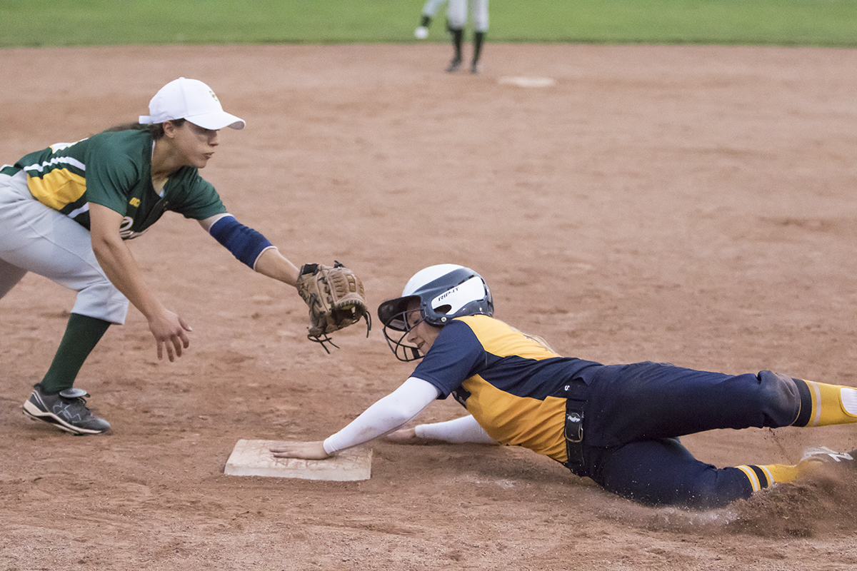 HAWKS DROP TWO EXTRA INNING GAMES ON ROAD AT DURHAM