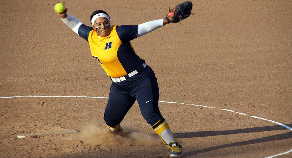PITCHERS SHINE IN A SWEEP OF THE CONDORS