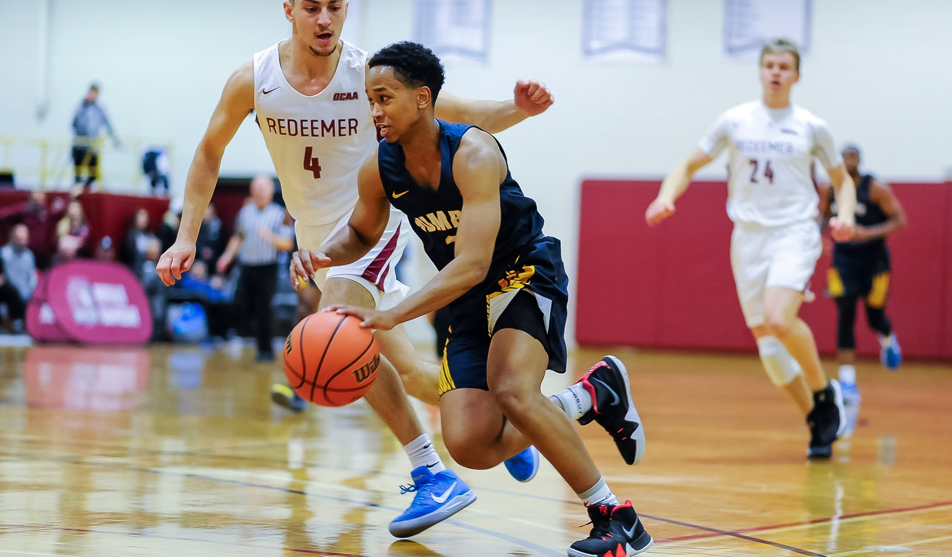 No. 2 MEN'S BASKETBALL FALLS AT REDEEMER, STREAK SNAPPED AT 17