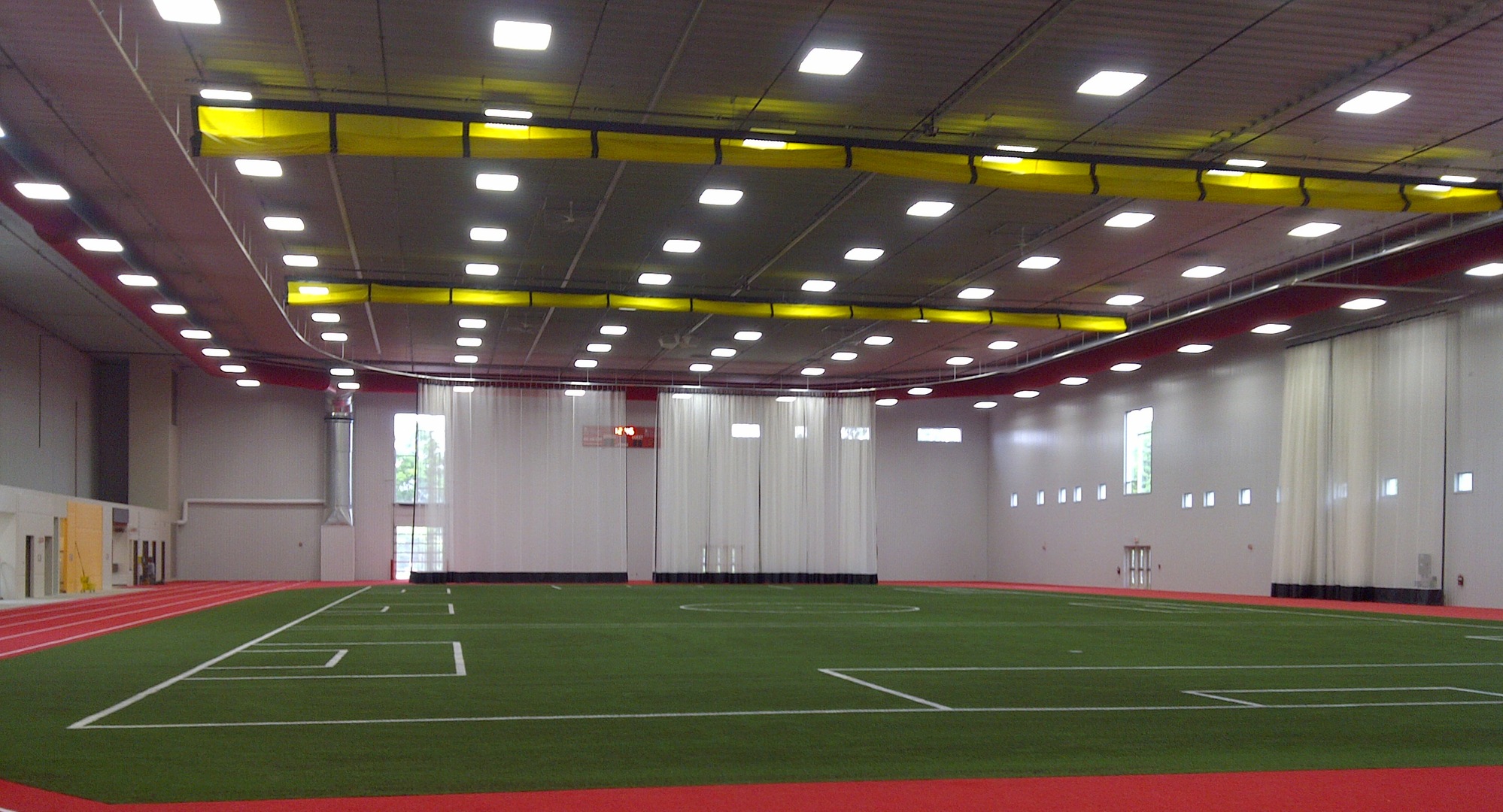 MEN'S INDOOR SOCCER PLAY TUNE-UP TOURNEY AT U OF GUELPH
