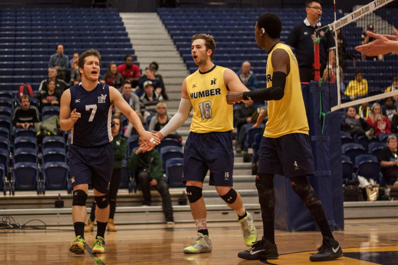 HAWKS LOSE FIRST MATCH OF THE SEASON