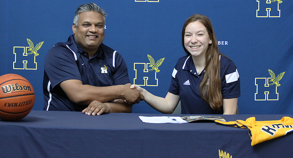 ETOBICOKE THUNDER GUARD SIGNS WITH HUMBER BASKETBALL