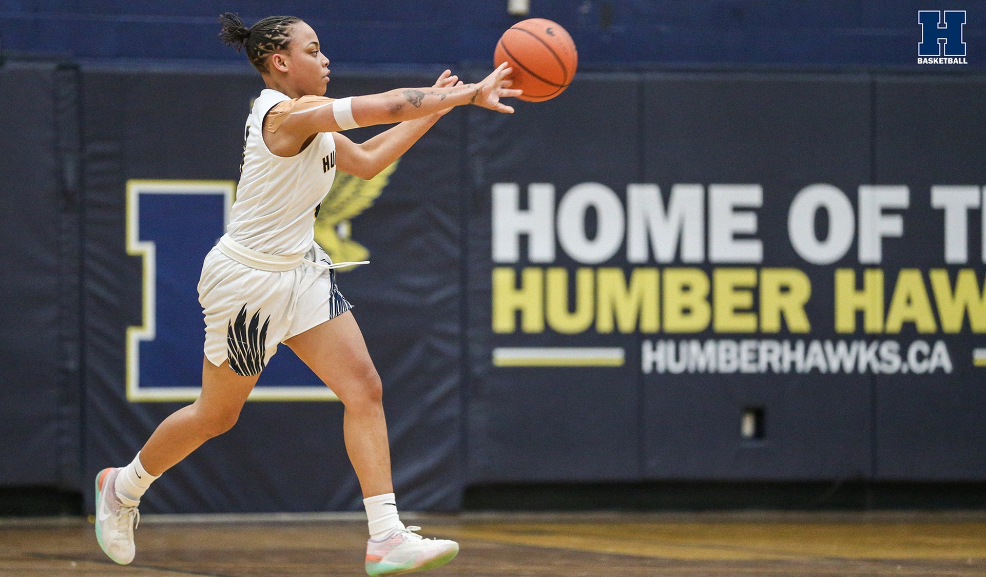 No. 3 Women's Basketball Sweeps Weekend Series at Sault