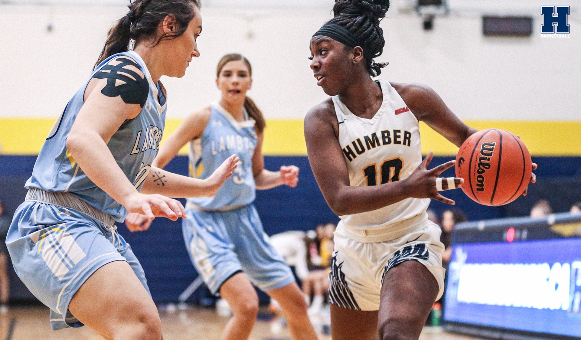 No. 4 Women's Basketball Extends Win Streak to Six