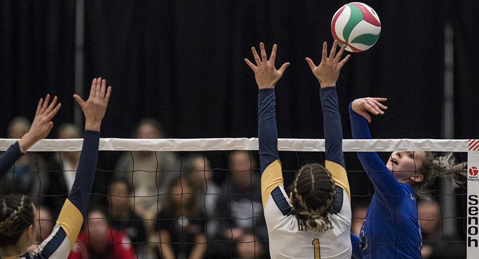HAWKS DROP 5-SET THRILLER TO HOST CAMOSUN